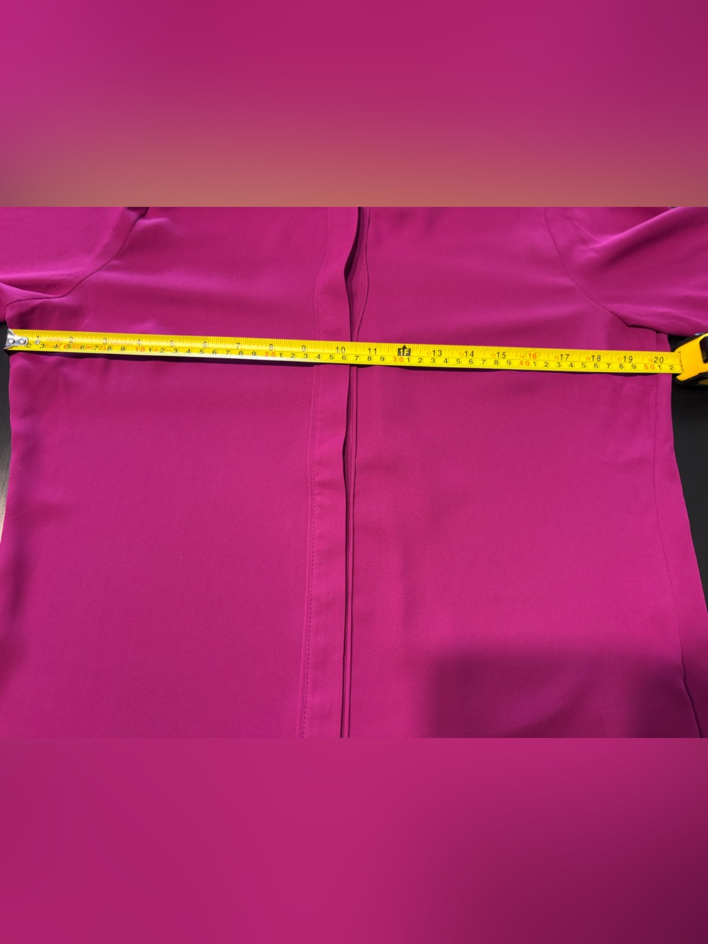 NWT Express Women’s Relaxed Portofino Magenta Button Up Blouse Shirt Size M - Picture 5 of 6
